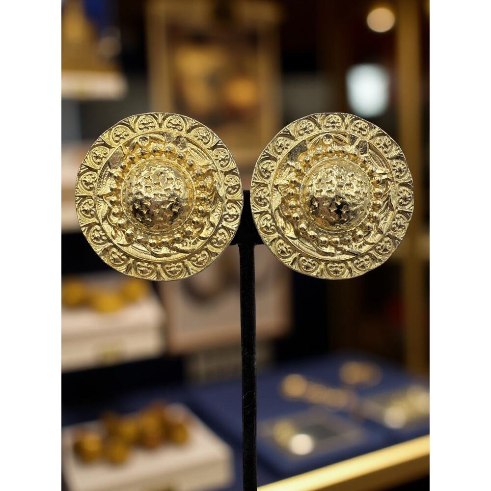Vintage Etruscan Revival Gold Plated Medallion Clip On Earrings
